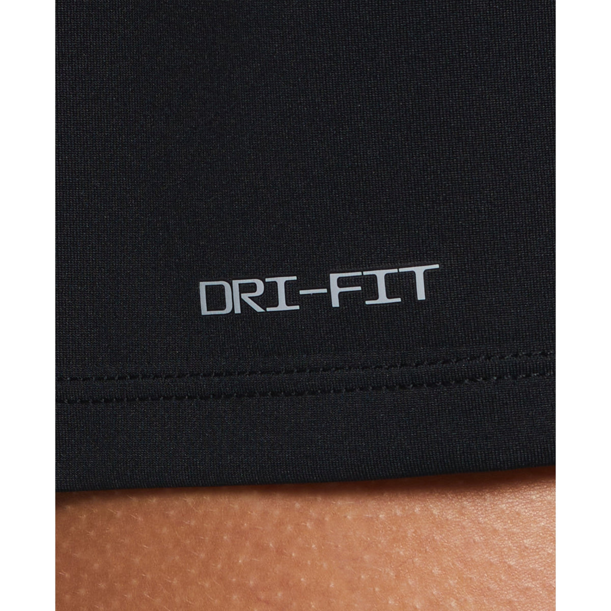 Nike Swim Women&#39;s Essential Short Sleeve Hydroguard Top