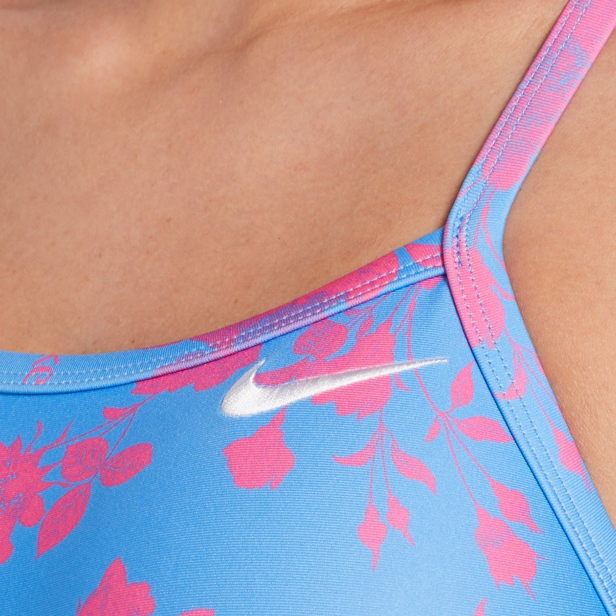 Nike Swim Women&#39;s Hydrastrong Multi Print Racerback One Piece