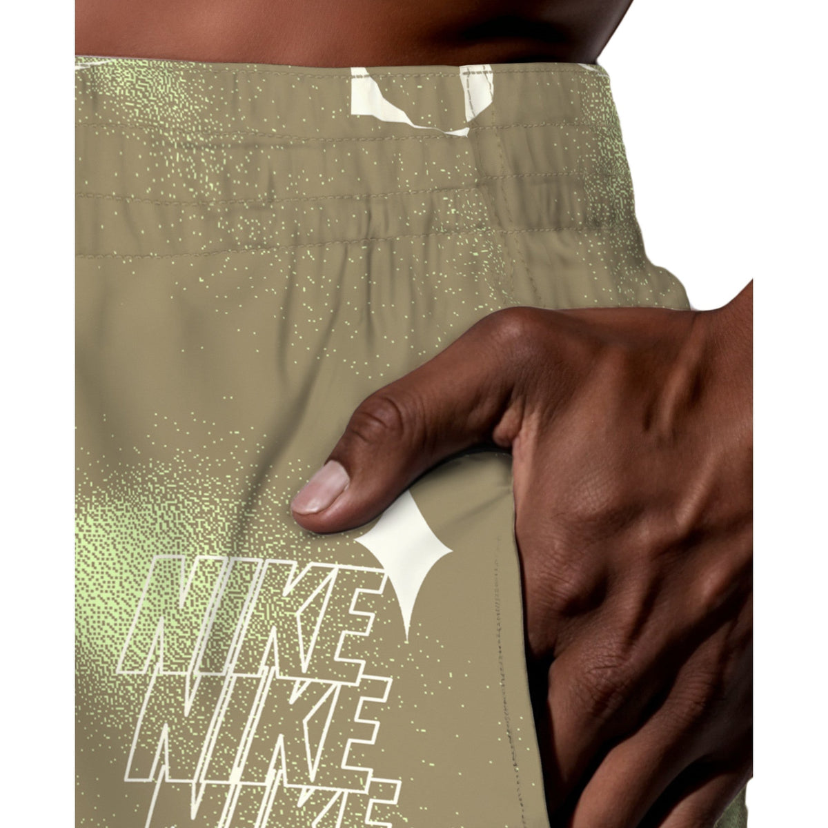 Nike Swim Men&#39;s Brand Blast 7&quot; Volley Short